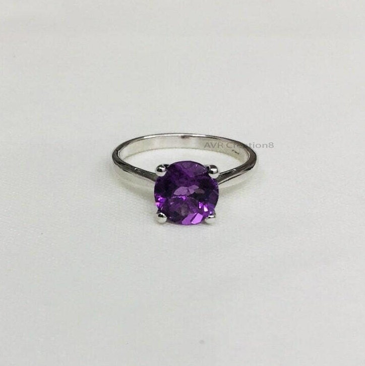 Oval Amethyst Solitaire Ring, Sterling Silver Purple Gemstone Ring, Dainty February Birthstone Ring, Promise Ring for Her, Minimalist Ring