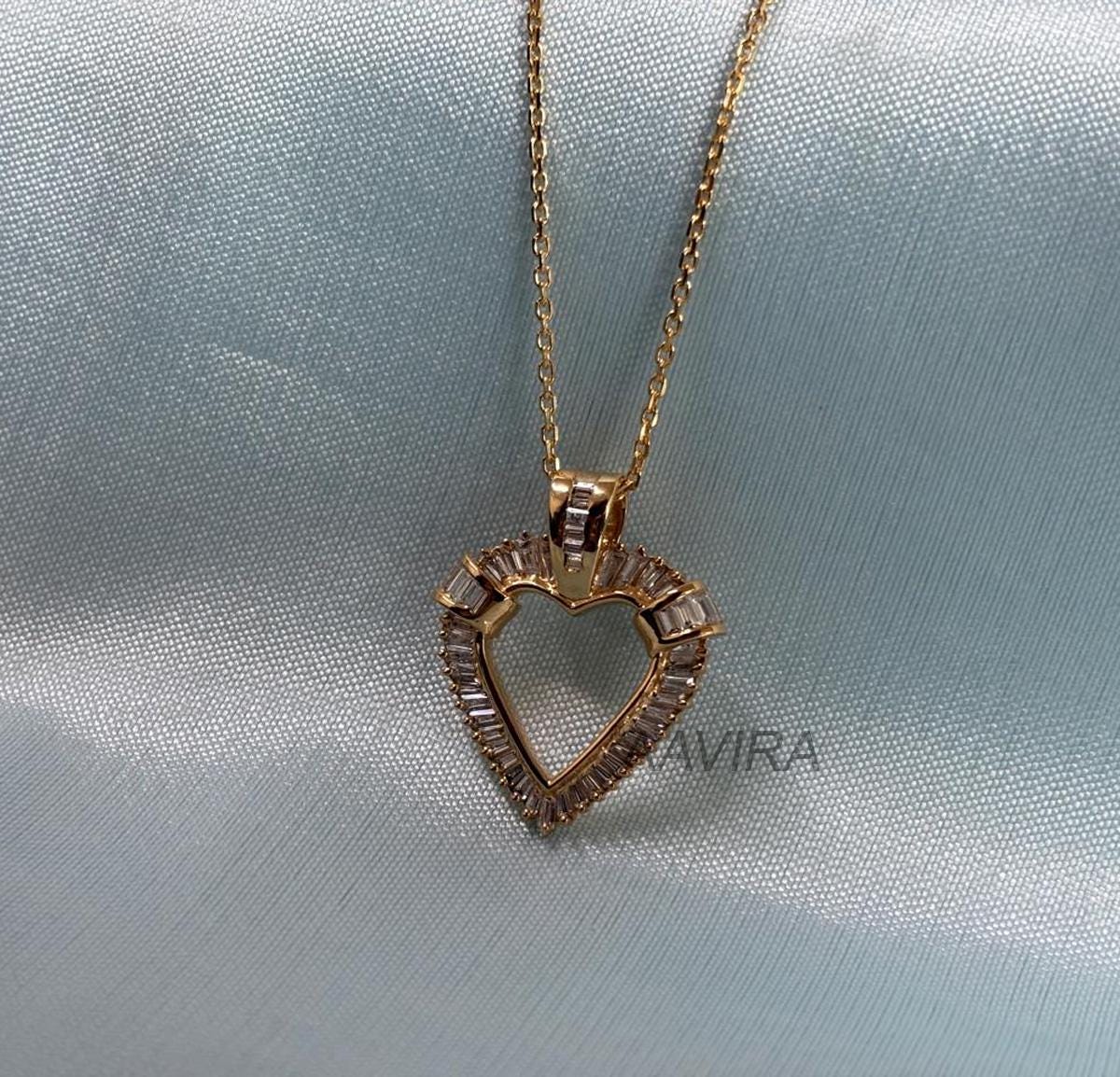 Heart Jewelry, Tapper Diamond Heart Pendant Necklace, 14k Yellow Gold Chain Pendant, Heart Love Gift, Gift For Mom, Special Occasion Gift