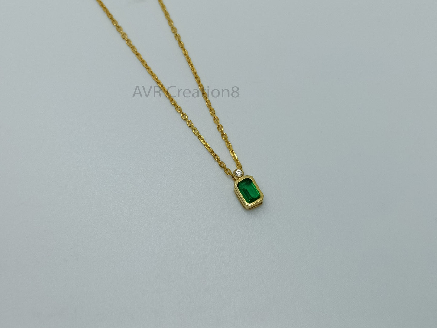 Emerald Green Necklace | Minimalist Emerald Chain Pendant Necklace | Dainty Emerald Necklace | May Birthstone Gift | Women Everyday Jewelry