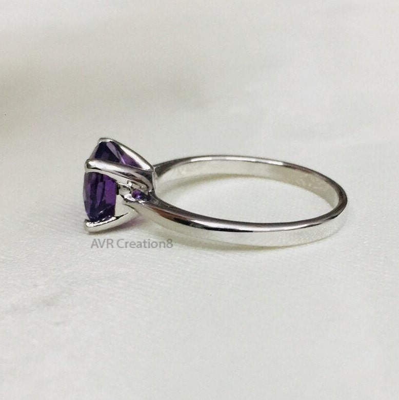 Oval Amethyst Solitaire Ring, Sterling Silver Purple Gemstone Ring, Dainty February Birthstone Ring, Promise Ring for Her, Minimalist Ring