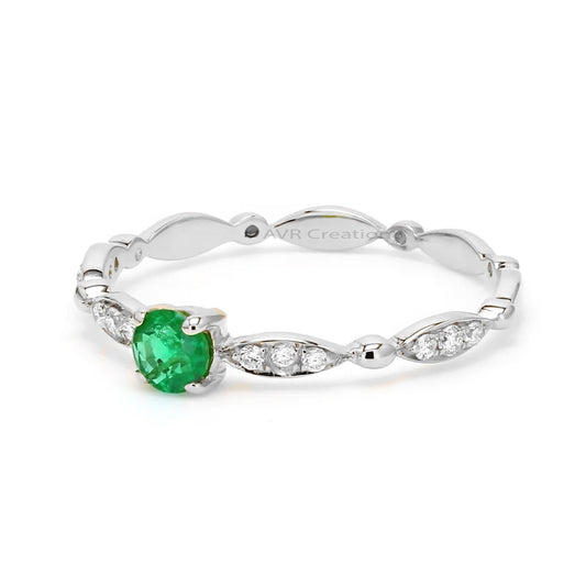 Green Emerald & Diamond Round Cut Engagement Ring, Stackable Rings, 925 Sterling Silver, Gemstone Rings for Women, Anniversary Gifts for Her