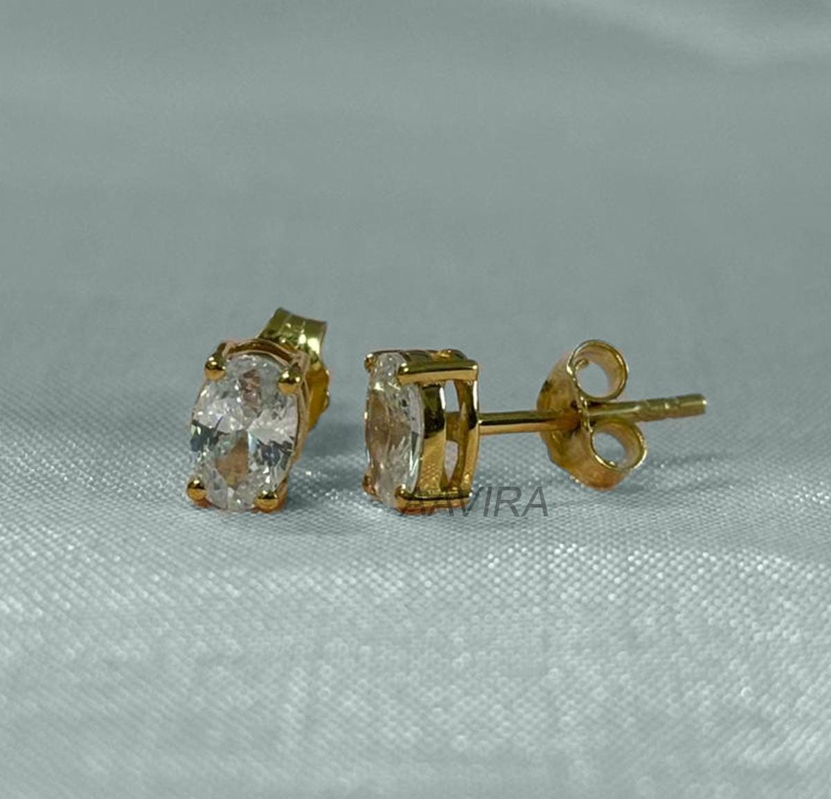 Dainty Oval Diamond Stud Earrings, Stud Earrings, 6x4mm Oval Stud Women's Earring with Push Back, Everyday diamond earring, Gift For Him/Her