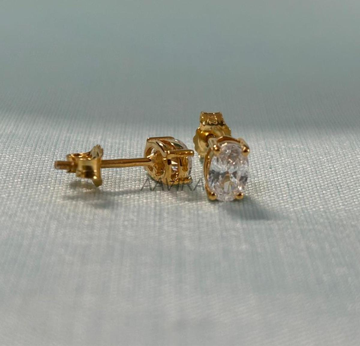 Dainty Oval Diamond Stud Earrings, Stud Earrings, 6x4mm Oval Stud Women's Earring with Push Back, Everyday diamond earring, Gift For Him/Her