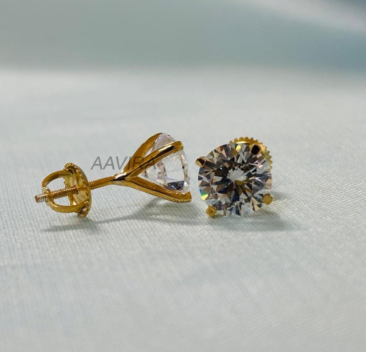 Tiny Stud Earrings, Round Diamond Stud Earring for Men Women, Screw Back Earrings, 4mm Everyday Studs Earrings, Minimalist Stud Earrings