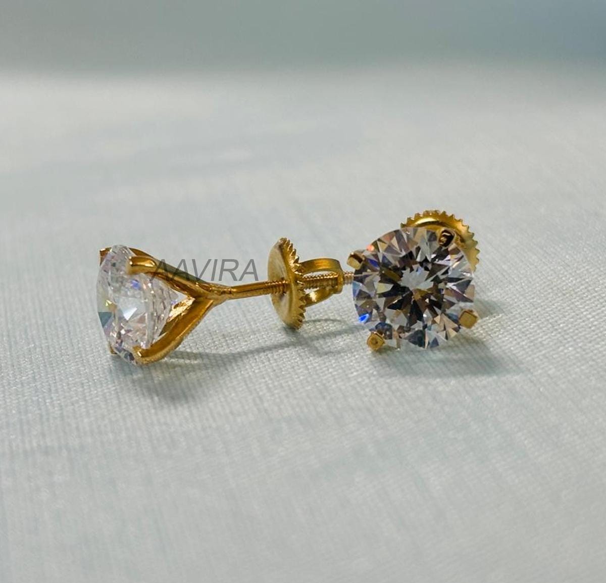 Tiny Stud Earrings, Round Diamond Stud Earring for Men Women, Screw Back Earrings, 4mm Everyday Studs Earrings, Minimalist Stud Earrings