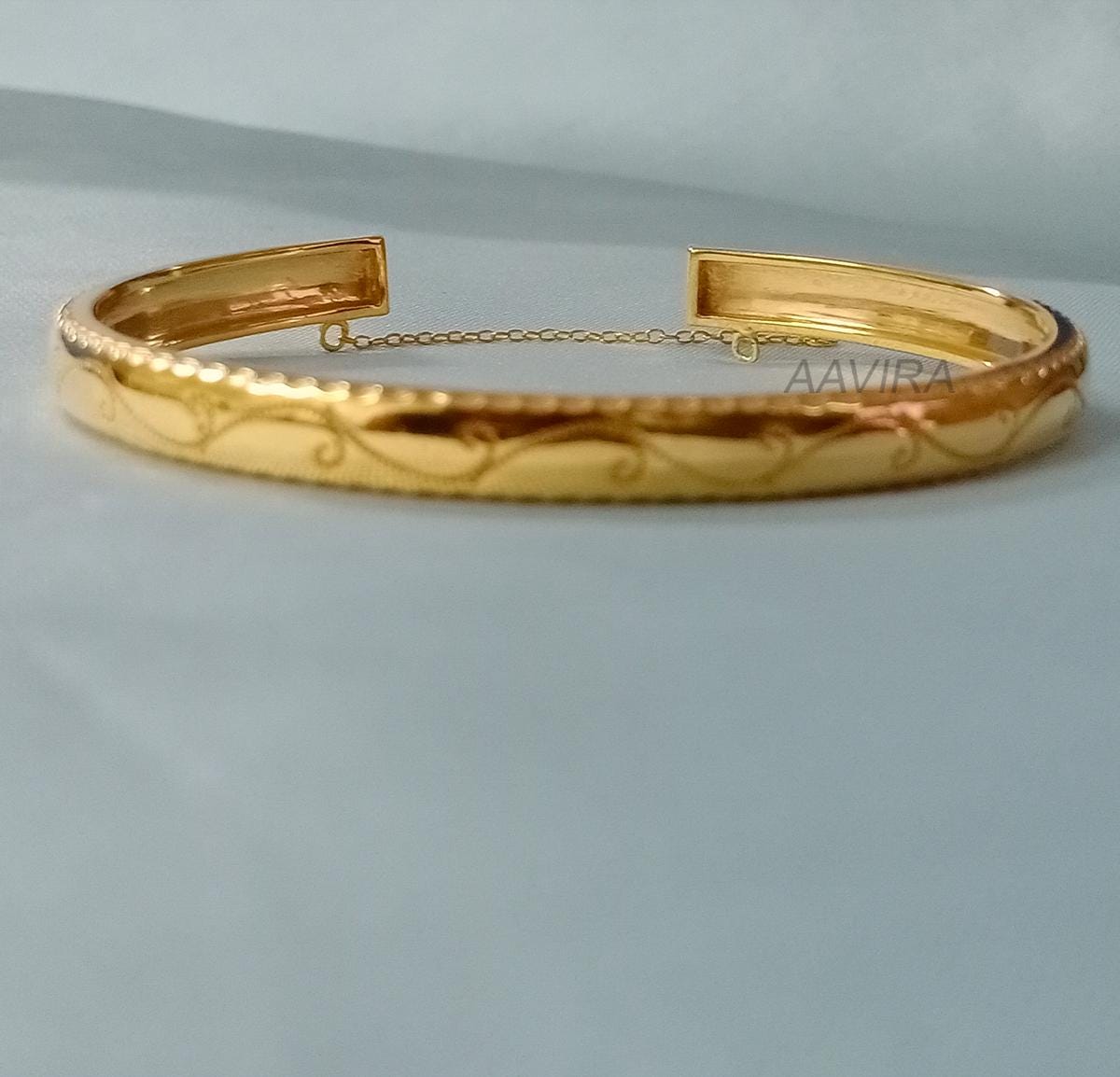14kt Yellow Gold Plated Bangle Bracelet, Chain Bracelet for Women, Minimalist Bracelet, Handmade Bangle Bracelet, Unique Bracelet, Mom Gift