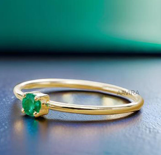 Round Cut Solitaire Ring, Green Emerald Ring, Dainty Emerald Silver Ring, Minimalist Delicate Ring, Gemstone Ring for Women's, Gifts for Her