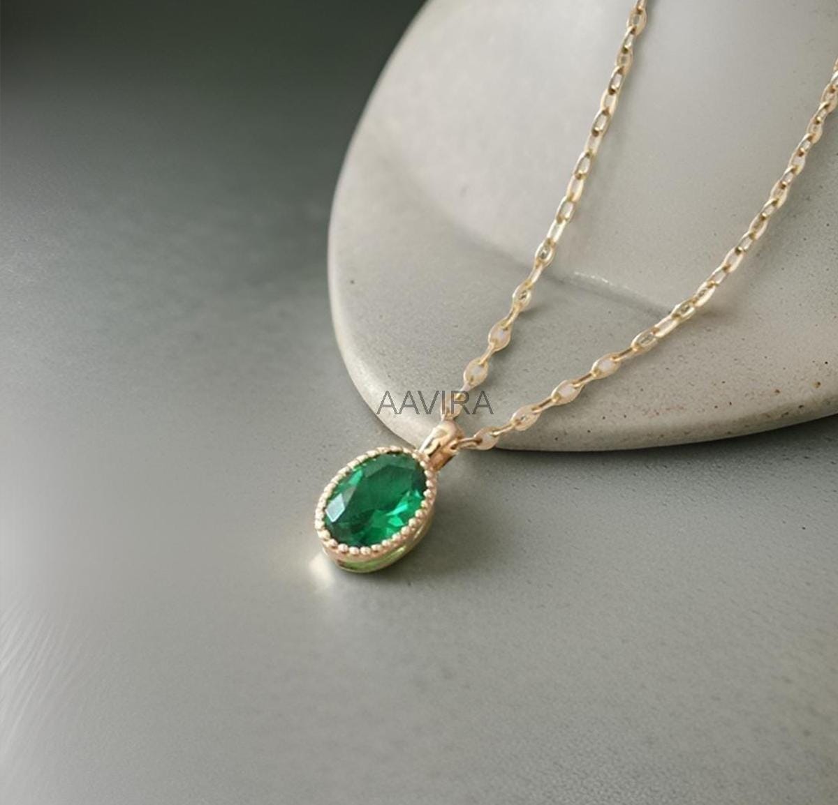 Oval Cut Green Stone Pendant, Women's Emerald Necklace, Solitaire Pendant, Gemstone Pendant, Emerald Pendant, Birthday Gift For Her, Gifts