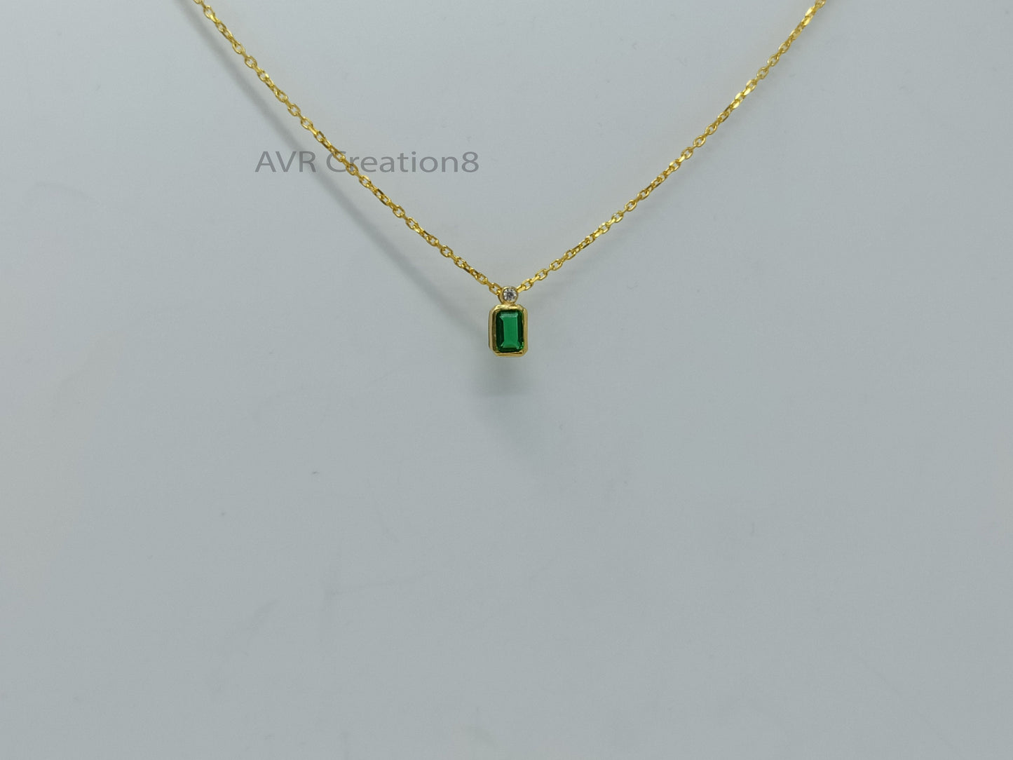 Emerald Green Necklace | Minimalist Emerald Chain Pendant Necklace | Dainty Emerald Necklace | May Birthstone Gift | Women Everyday Jewelry