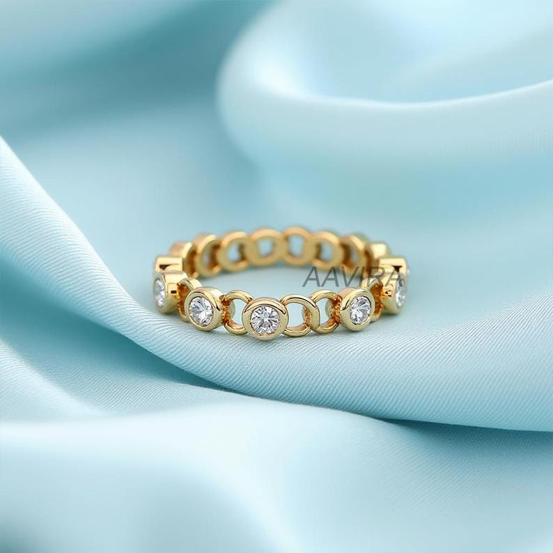 Dainty Stacking Ring, 14K Yellow Gold Eternity Ring, Circle Link Moissanite Wedding Band, Anniversary Gift for Her, Handmade Jewelry